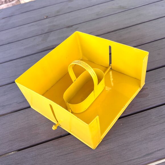 Vintage 60's Napkin Holder - Yellow Metal - Unique - Picture 2 of 9